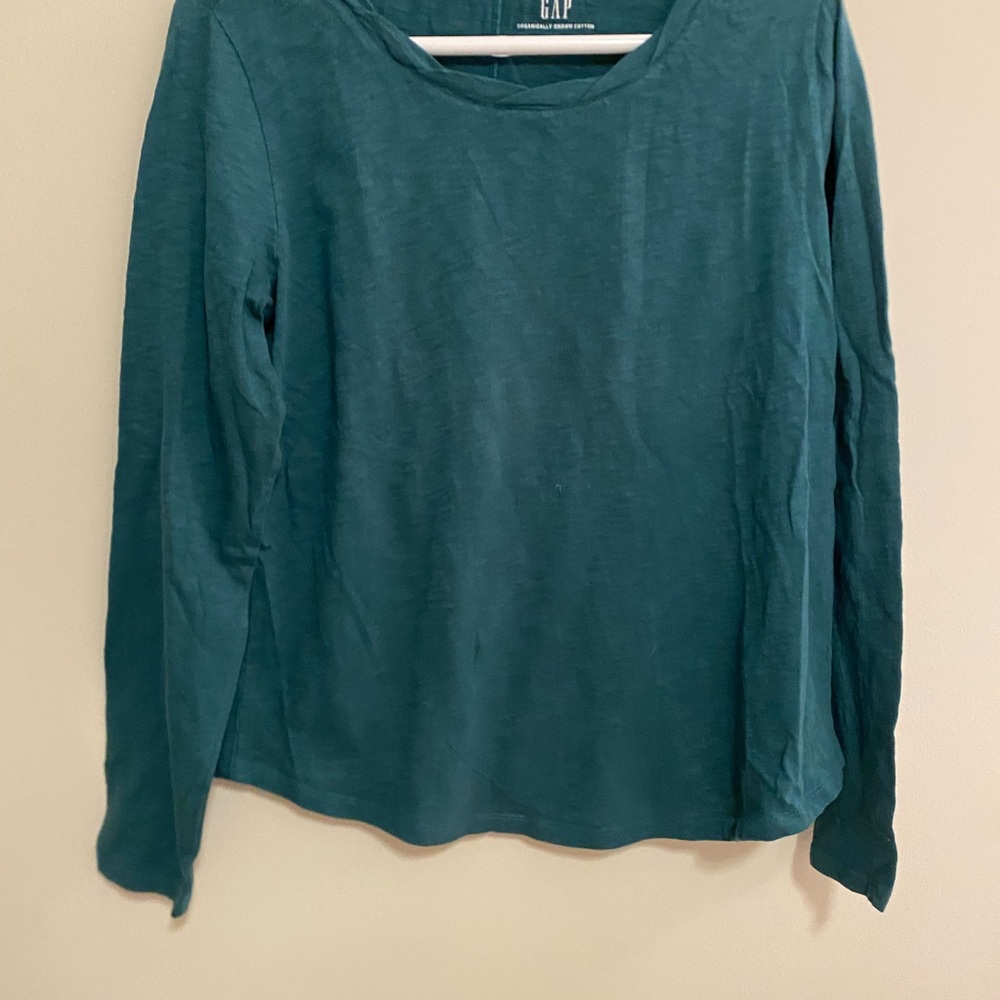 Green Long Sleeve Top